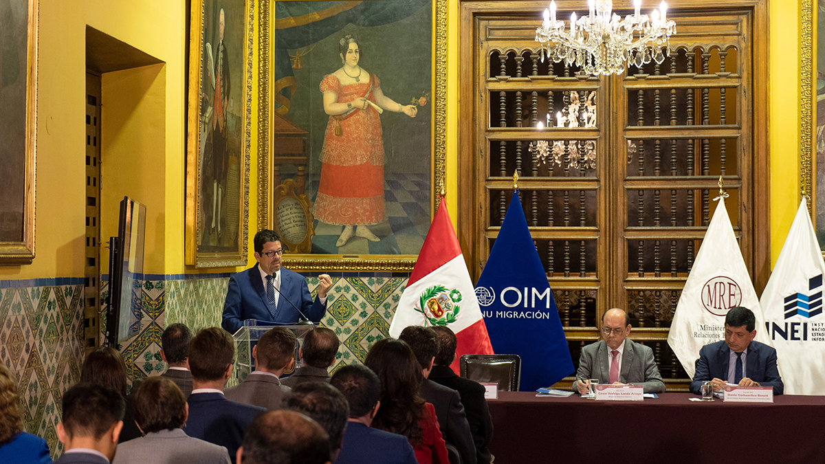 Entregan resultados de la II Encuesta Mundial a la Comunidad Peruana en el Exterior 